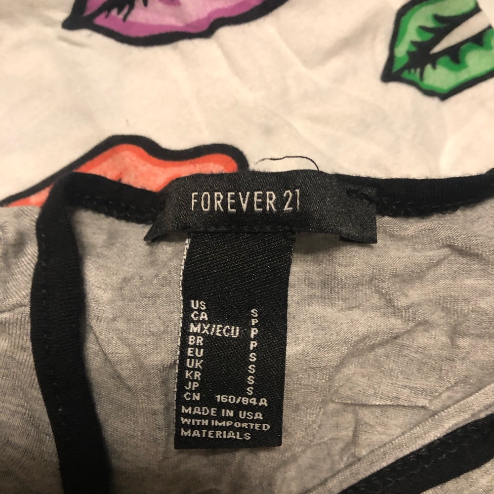 Long t-shirt bundle - Picture 4 of 6